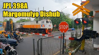 Sirine Langka Satu Nada! Perlintasan Kereta Api Margomulyo Surabaya