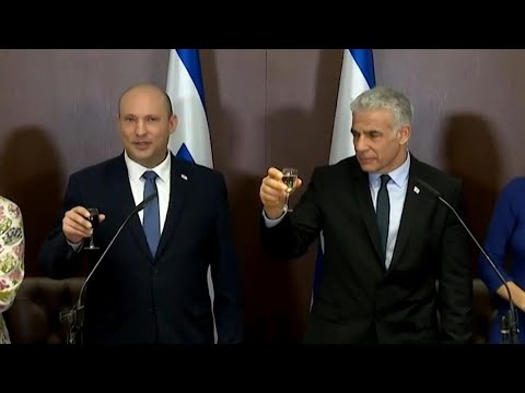 Israel's Bennett 'hands over responsibility' to Lapid in ceremonial event | AFP