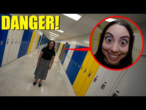 IF YOU EVER SEE A SMILING TEACHER AT SCHOOL, RUN AWAY AND GET OUT! (CURSED SMILER)