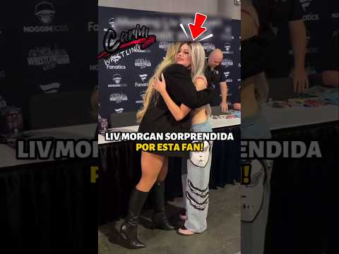 Liv Morgan se sorprende de esta Fan! #wwe #livmorgan
