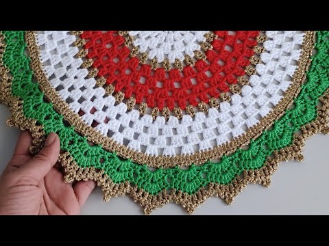 🎅Create a JAW-DROPPING Crochet Christmas Table with Round Placemats!