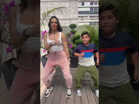 Fin de grabaciones muy felices y agradecidos..!! 🎬❤️🤣 aqui bailando con mi hijastro  @LeoHerrera