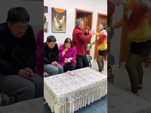 為了一些碎銀兩，使用調虎離山和苦肉計我容易嗎？#funny #shorts