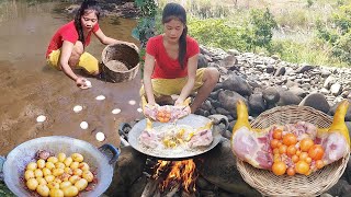 Yummy! Egg spicy chili cooking for lunch, Chicken thigh tasty cooking for dinner, Eating delicious