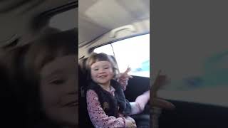 Aquí está mi hermana