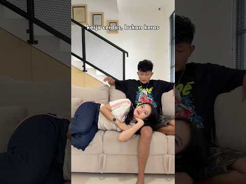 Kena hipnotis lagi kan wkwk #tomikeke