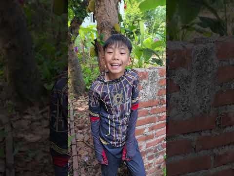 Cậu bé ngốc học đánh vần | The stupid boy learns to spell #shorts