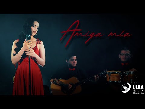 Silvia Zepeda - Amiga Mía | VIDEO MUSICAL