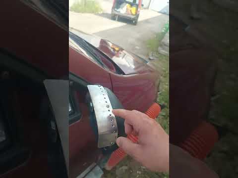 Дед сделал необычный тюнинг для своего Логана