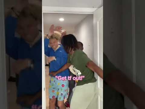 #pov My friends and I walked in on my moms getting dressed.. #shorts #tiktok