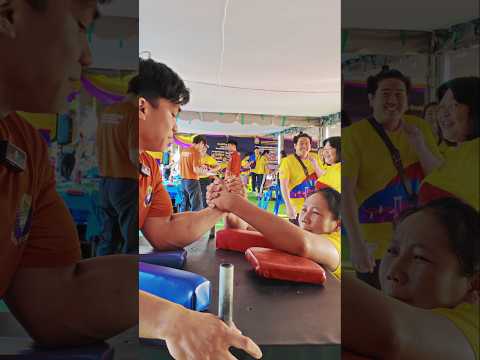 She's sorry now.. 💀 #armfightthailand #armwrestling #งัดข้อ #joshnicholas #จอชนิโคลัส
