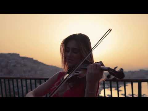 Violinista Annalisa Di Pinto
