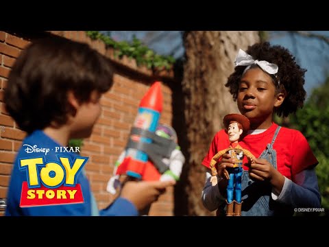 Increíble Aventura con Woody y Buzz Lightyear | Toy Story | Pixar