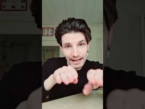 E niente la nonna l ha beccata.