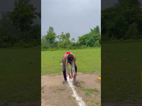 गरीब गाँव वाले ने बनाई नई Pitch 🥹❤️ #cricket #trending #viral #reels #shorts #ytshorts #foryou #top