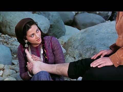 मैं गंगा जैसी पवित्र हूँ, कोई चोरनी नहीं साहेब - Emotional Scene - Ram Teri Ganga Maili