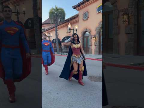 WONDER WOMAN FLASH SUPERMAN #parquewarner #dccomics #dc