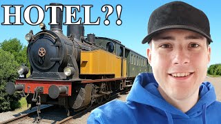 Übernachtung im 100 Jahre alten Zug! (HOTEL / stehender Nachtzug)