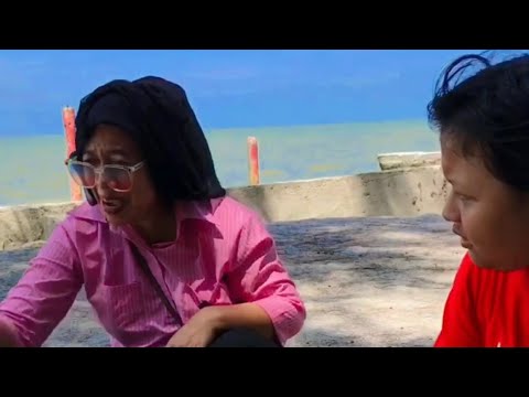 KUMPULAN VIDEO NENEK DIPANTAI BIKIN NGAKAK