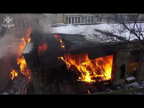 Шевченківський район: ліквідовано пожежу у недіючій будівлі
