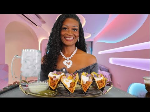 Eating The Crunchiest Big Mouth Tacos! Nelly, Snoop Dog, Tiktok, & More Hot Topics!