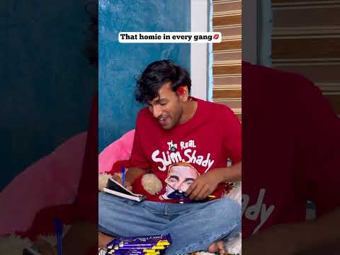 ഇങ്ങനെ ഒരു ചങ്ക് നിങ്ങൾക്കുണ്ടോ🤣Valentine’s Day Special #shorts #peelings #kissik