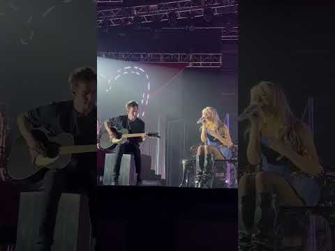 Sabrina Carpenter - Things I Wish You Said | EICS Tour Las Vegas