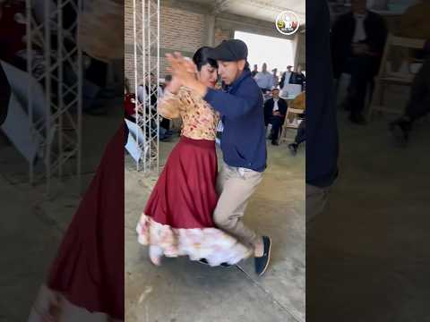Esto si que es lindo ❤️‍🔥 los chicos bailan muy lindo el #chamame con sus prendas para la ocasión