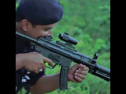 Police ne Prabhas ki car ko chaaro taraf se gher liya |