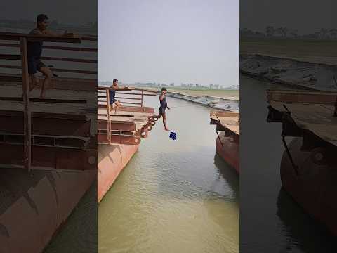 Please support kijiye aap sab #trending #motivation #viralvideo ....🇮🇳 🙏😱😱🙏😩😭😭😭🙏🙏🙏