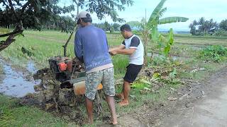 Two-Wheel Hand Tractor Rotary Power Tiller Action Tilling Former Rice Field