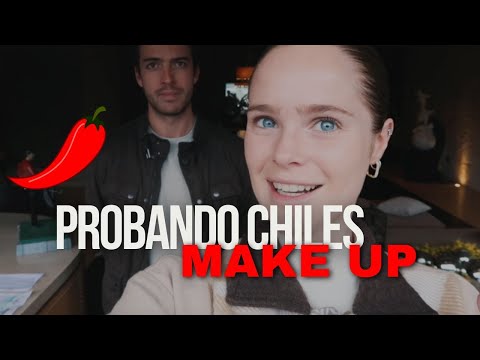¡Mi Novio Me Maquilla Mientras Nos Quemamos con Salsas Picantes! 🌶️🔥