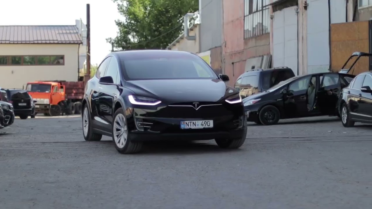 Tesla Model X