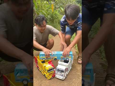 Rebutan Mobil Remote Rc