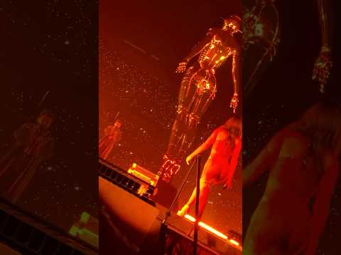 San Antonio - Texas with The Weeknd 🔥 have u listened to SÃO PAULO today ?