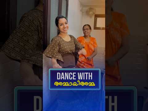 Kitchen Dance With Mother in Law #shortsindia