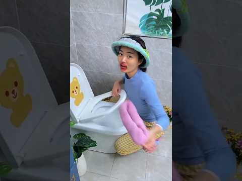 Toylet o jaiyaw santi ~mini wood working toy-woodworking art skill #shorts #ytshorts