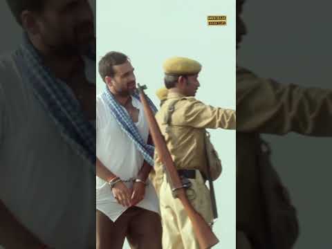 यहाँ खुले में नहीं कमरे में जाके करते है | Kissebaaz | Pankaj Tripathi | #romantic | #shorts