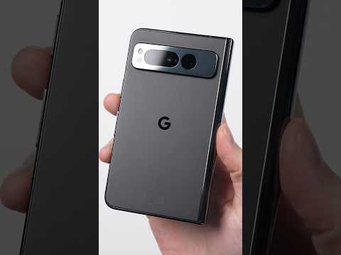 Googleโs first folding phone