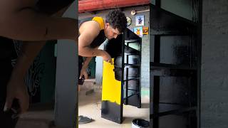 Pintando este pequeño estante