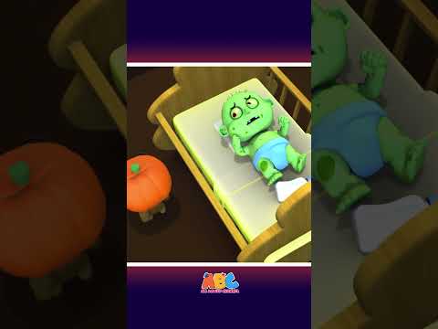 Spooky Zombie Hungry for Yummy Halloween Pie #shorts