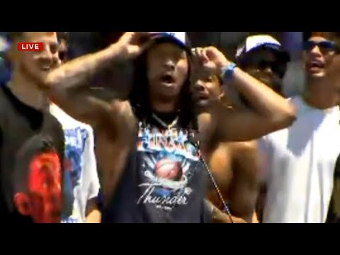 Jaylin Williams gets in trouble for saying "we the f**king champs" during parade speech 😂