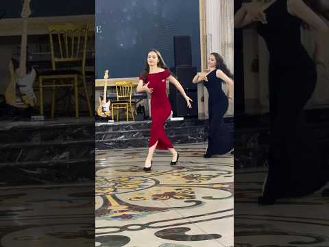 Чей выход больше понравился? #лезгинка #адыги