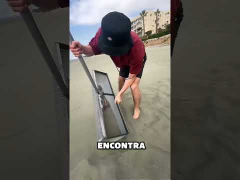 Esse homem achou um jeito de ganhar dinheiro na praia #curiosidades
