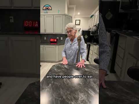 Come Take a Tour of Her Tiny Home!
