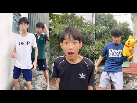 His fight with his Brother in Funny Video😎🤣🥰  From QuangLam TV