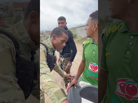 Policial levar na blitz a moto do filho do delegado