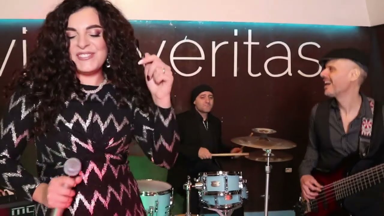ANNA MARINO LIVE ENTERTAINMENT