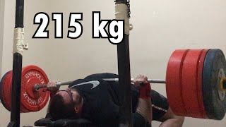 Geceyarısı dandik bir Bench Press idmanı