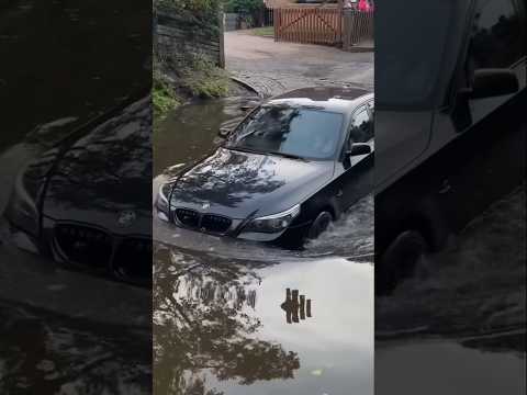 Finally a sensible bmw driver ? #rufford #flood #ruffordford #entertainment #ohno #bmw535d #bmw